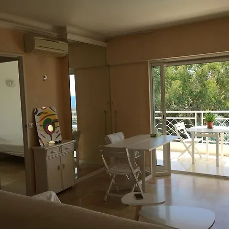 Apartamento Charming Sea View Apt In Cannes